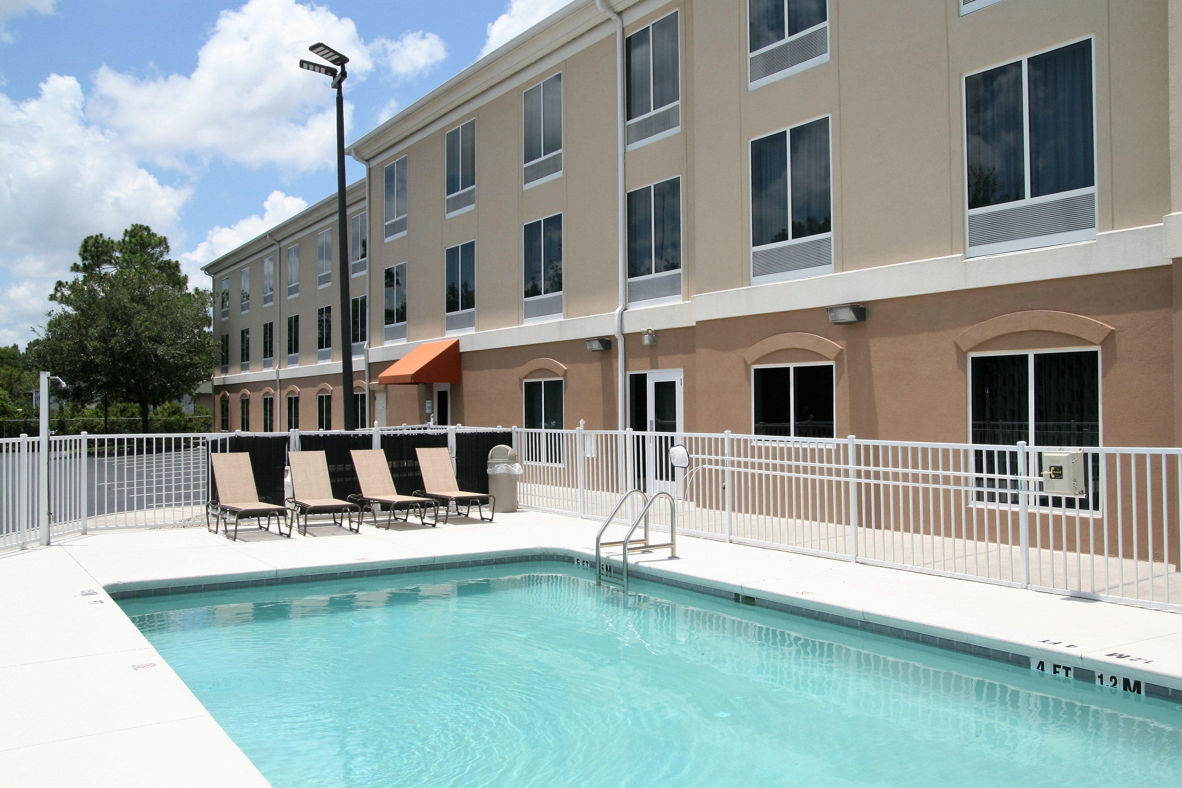 Holiday Inn Express Hotel & Suites Brooksville West, An Ihg Hotel מראה חיצוני תמונה