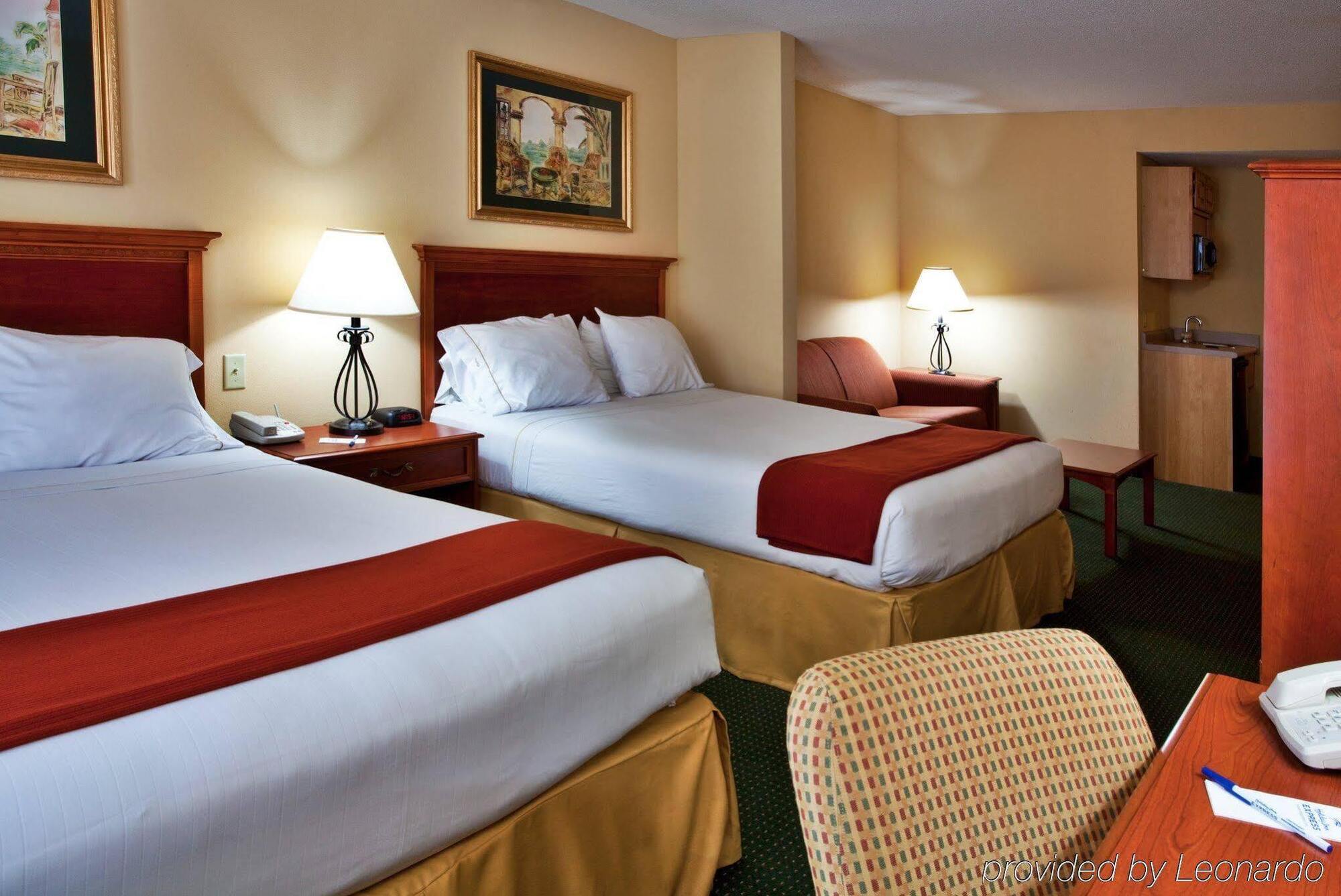 Holiday Inn Express Hotel & Suites Brooksville West, An Ihg Hotel מראה חיצוני תמונה